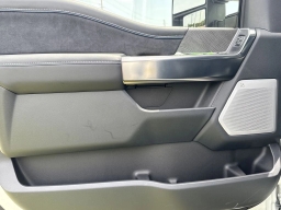 Ford Super Duty F-250 SRW Platinum 4WD Crew Cab 6.75' Box 2025