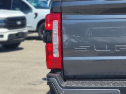 Ford Super Duty F-250 SRW LARIAT 4WD Crew Cab 6.75' Box 2026