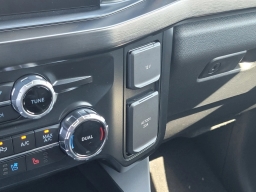 Ford Super Duty F-250 SRW LARIAT 4WD Crew Cab 6.75' Box 2026