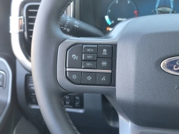 Ford Super Duty F-250 SRW LARIAT 4WD Crew Cab 6.75' Box 2026