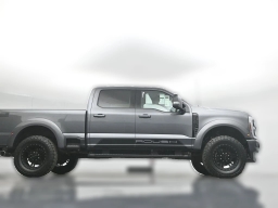 Ford Super Duty F-250 SRW LARIAT 4WD Crew Cab 6.75' Box 2026