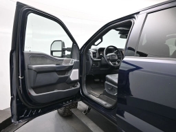 Ford Super Duty F-250 SRW Platinum 4WD Crew Cab 6.75' Box 2025