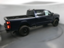 Ford Super Duty F-250 SRW Platinum 4WD Crew Cab 6.75' Box 2025