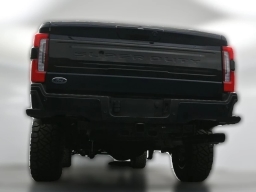 Ford Super Duty F-250 SRW Platinum 4WD Crew Cab 6.75' Box 2025