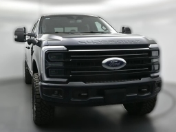 Ford Super Duty F-250 SRW Platinum 4WD Crew Cab 6.75' Box 2025