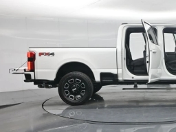 Ford Super Duty F-250 SRW Platinum 4WD Crew Cab 6.75' Box 2026