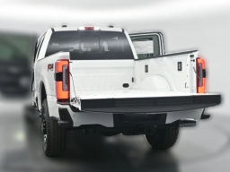 Ford Super Duty F-250 SRW Platinum 4WD Crew Cab 6.75' Box 2026