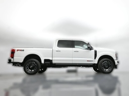 Ford Super Duty F-250 SRW Platinum 4WD Crew Cab 6.75' Box 2026