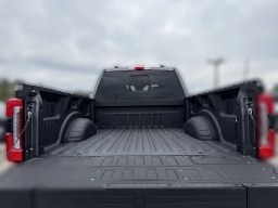 Ford Super Duty F-250 SRW Platinum 4WD Crew Cab 6.75' Box 2026