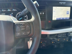 Ford Super Duty F-250 SRW XL 4WD Crew Cab 6.75' Box 2025