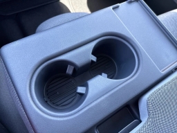 Ford Super Duty F-250 SRW XL 4WD Crew Cab 6.75' Box 2025