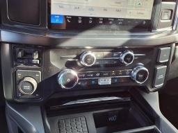 Ford Super Duty F-250 SRW LARIAT 4WD Crew Cab 6.75' Box 2026