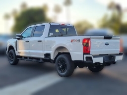 Ford Super Duty F-250 SRW XL 4WD Crew Cab 6.75' Box 2026