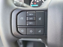 Ford Super Duty F-250 SRW XL 4WD Crew Cab 6.75' Box 2026