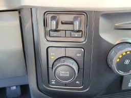 Ford Super Duty F-250 SRW XL 4WD Crew Cab 6.75' Box 2026