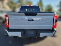 Ford Super Duty F-250 SRW XL 4WD Crew Cab 6.75' Box 2026