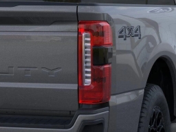 Ford Super Duty F-250 SRW XLT 4WD Crew Cab 6.75' Box 2026