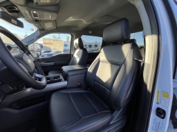 Ford Super Duty F-250 SRW LARIAT 4WD Crew Cab 6.75' Box 2026