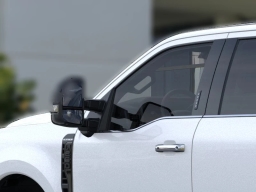 Ford Super Duty F-250 SRW Platinum 4WD Crew Cab 6.75' Box 2026