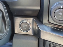 Ford Super Duty F-250 SRW LARIAT 4WD Crew Cab 6.75' Box 2026