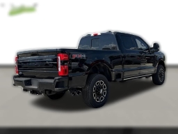 Ford Super Duty F-250 SRW Platinum 4WD Crew Cab 6.75' Box 2025