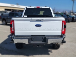 Ford Super Duty F-250 SRW LARIAT 4WD Crew Cab 6.75' Box 2026