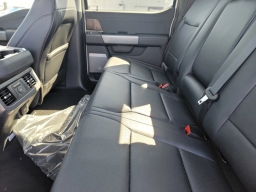 Ford Super Duty F-250 SRW LARIAT 4WD Crew Cab 6.75' Box 2026