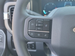 Ford Super Duty F-250 SRW LARIAT 4WD Crew Cab 6.75' Box 2026