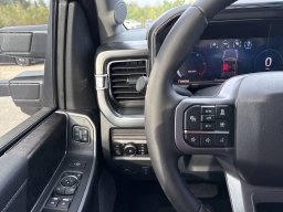 Ford Super Duty F-250 SRW LARIAT 4WD Crew Cab 6.75' Box 2025