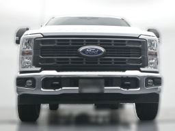 Ford Super Duty F-350 SRW XL 2WD Crew Cab 8' Box 2026