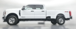 Ford Super Duty F-350 SRW XL 2WD Crew Cab 8' Box 2026
