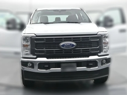 Ford Super Duty F-350 SRW XL 2WD Crew Cab 8' Box 2026