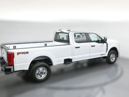 Ford Super Duty F-350 SRW XL 2WD Crew Cab 8' Box 2026