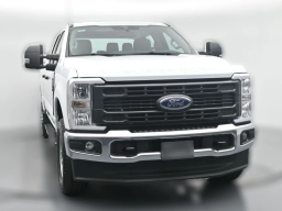 Ford Super Duty F-350 SRW XL 2WD Crew Cab 8' Box 2026