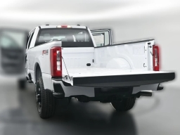 Ford Super Duty F-350 SRW XL 4WD Crew Cab 8' Box 2026