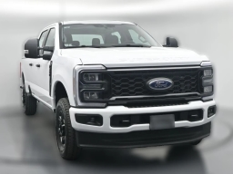 Ford Super Duty F-350 SRW XL 4WD Crew Cab 8' Box 2026