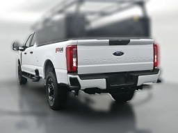 Ford Super Duty F-350 SRW XL 4WD Crew Cab 8' Box 2026