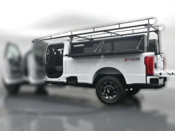 Ford Super Duty F-350 SRW XL 4WD Crew Cab 8' Box 2026