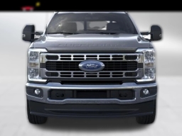 Ford Super Duty F-350 SRW XLT 4WD Crew Cab 6.75' Box 2026