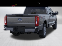 Ford Super Duty F-350 SRW XLT 4WD Crew Cab 6.75' Box 2026
