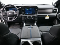 Ford Super Duty F-350 SRW Platinum 4WD Crew Cab 8' Box 2026