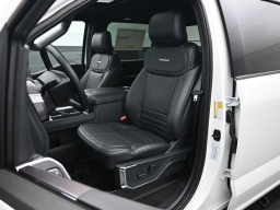 Ford Super Duty F-350 SRW Platinum 4WD Crew Cab 8' Box 2026