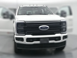 Ford Super Duty F-350 SRW Platinum 4WD Crew Cab 8' Box 2026