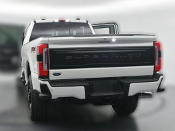 Ford Super Duty F-350 SRW Platinum 4WD Crew Cab 8' Box 2026