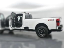 Ford Super Duty F-350 SRW Platinum 4WD Crew Cab 8' Box 2026