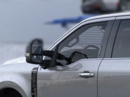 Ford Super Duty F-350 SRW Platinum 4WD Crew Cab 8' Box 2026