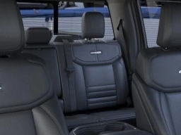 Ford Super Duty F-350 SRW Platinum 4WD Crew Cab 8' Box 2026