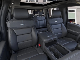 Ford Super Duty F-350 SRW Platinum 4WD Crew Cab 8' Box 2026