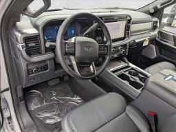 Ford Super Duty F-350 SRW Platinum 4WD Crew Cab 6.75' Box 2026