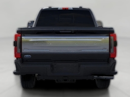 Ford Super Duty F-350 SRW Platinum 4WD Crew Cab 8' Box 2026